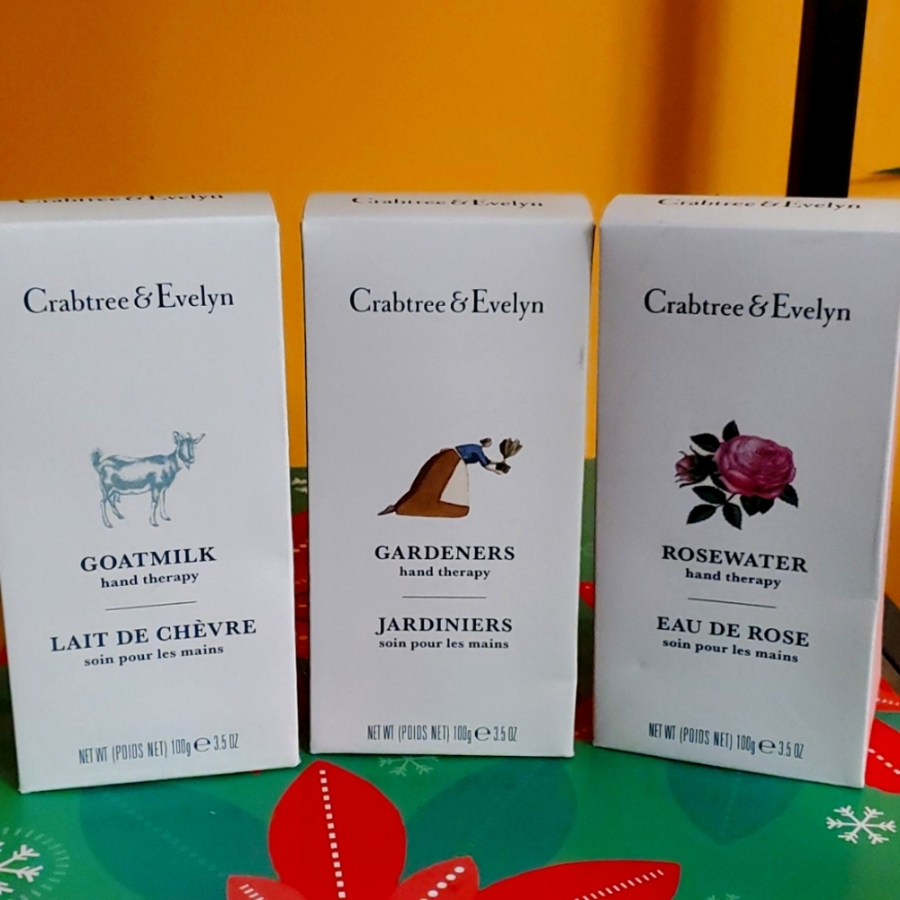 Crabtree Evelyn hand therapy Bundle